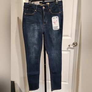 Seven7 Skinny Jeans